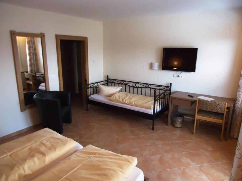 Hotel Hiemer Memmingen Quarto foto